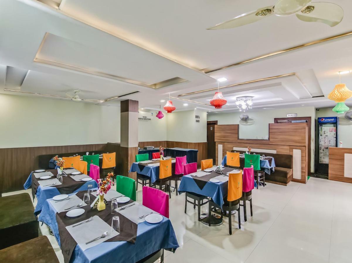Capital O 32619 Hotel Sugar Palm Gwalior Ngoại thất bức ảnh