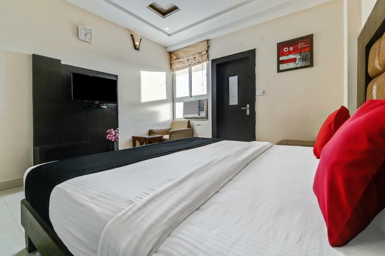 Capital O 32619 Hotel Sugar Palm Gwalior Ngoại thất bức ảnh