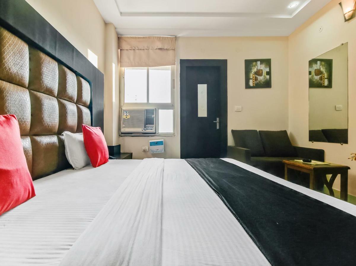 Capital O 32619 Hotel Sugar Palm Gwalior Ngoại thất bức ảnh