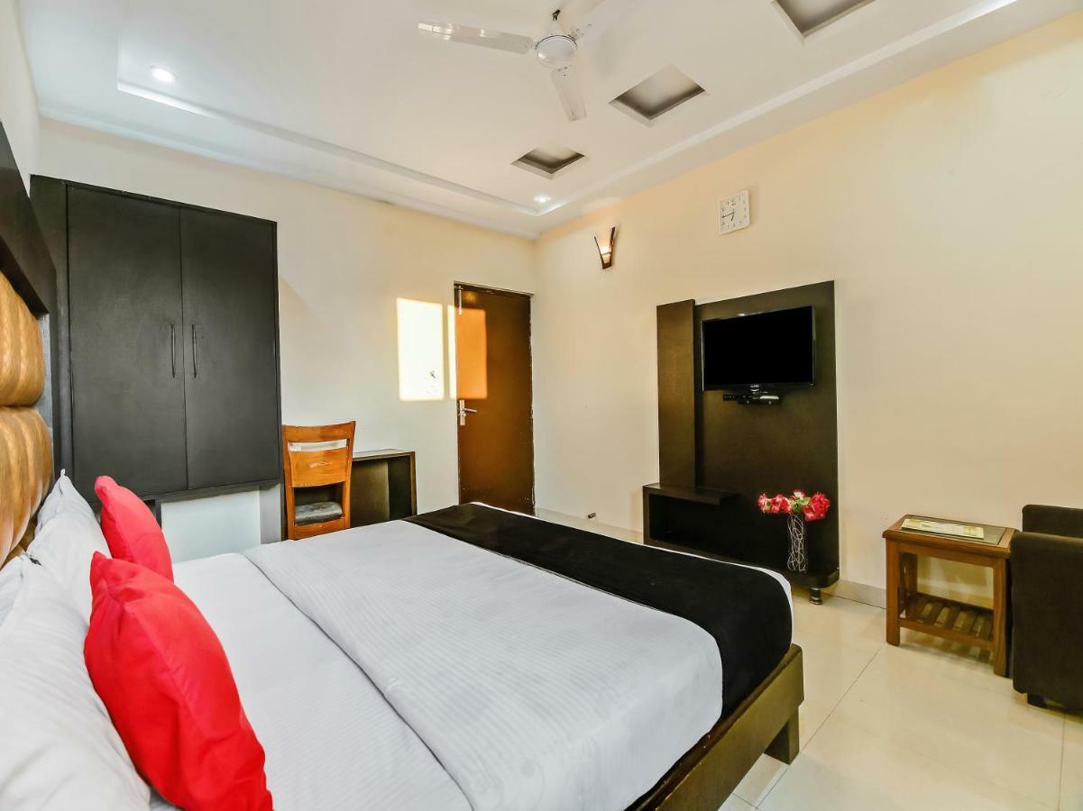 Capital O 32619 Hotel Sugar Palm Gwalior Ngoại thất bức ảnh