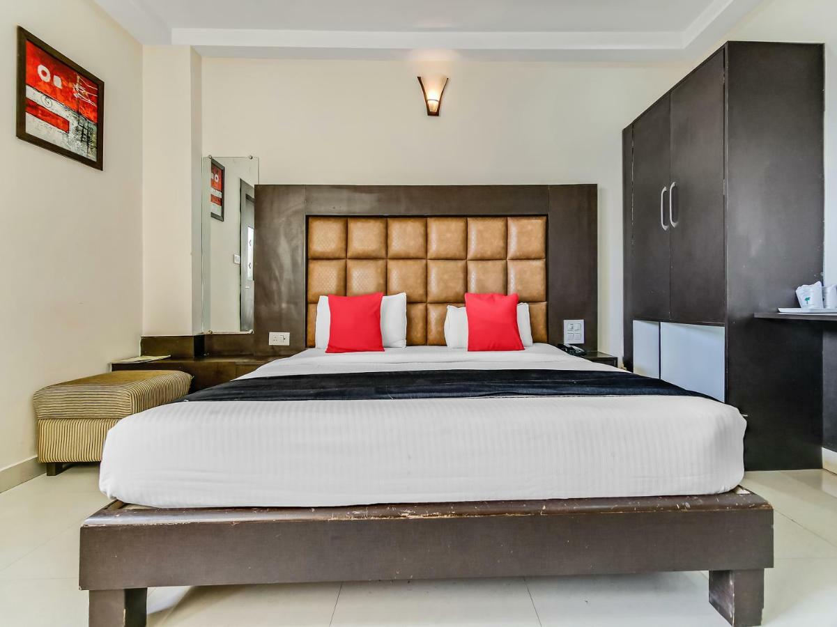 Capital O 32619 Hotel Sugar Palm Gwalior Ngoại thất bức ảnh